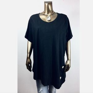 CLOSING SALE - $45 AVENUE *NWT 22/24 SIDE BUTTON TUNIC 3X